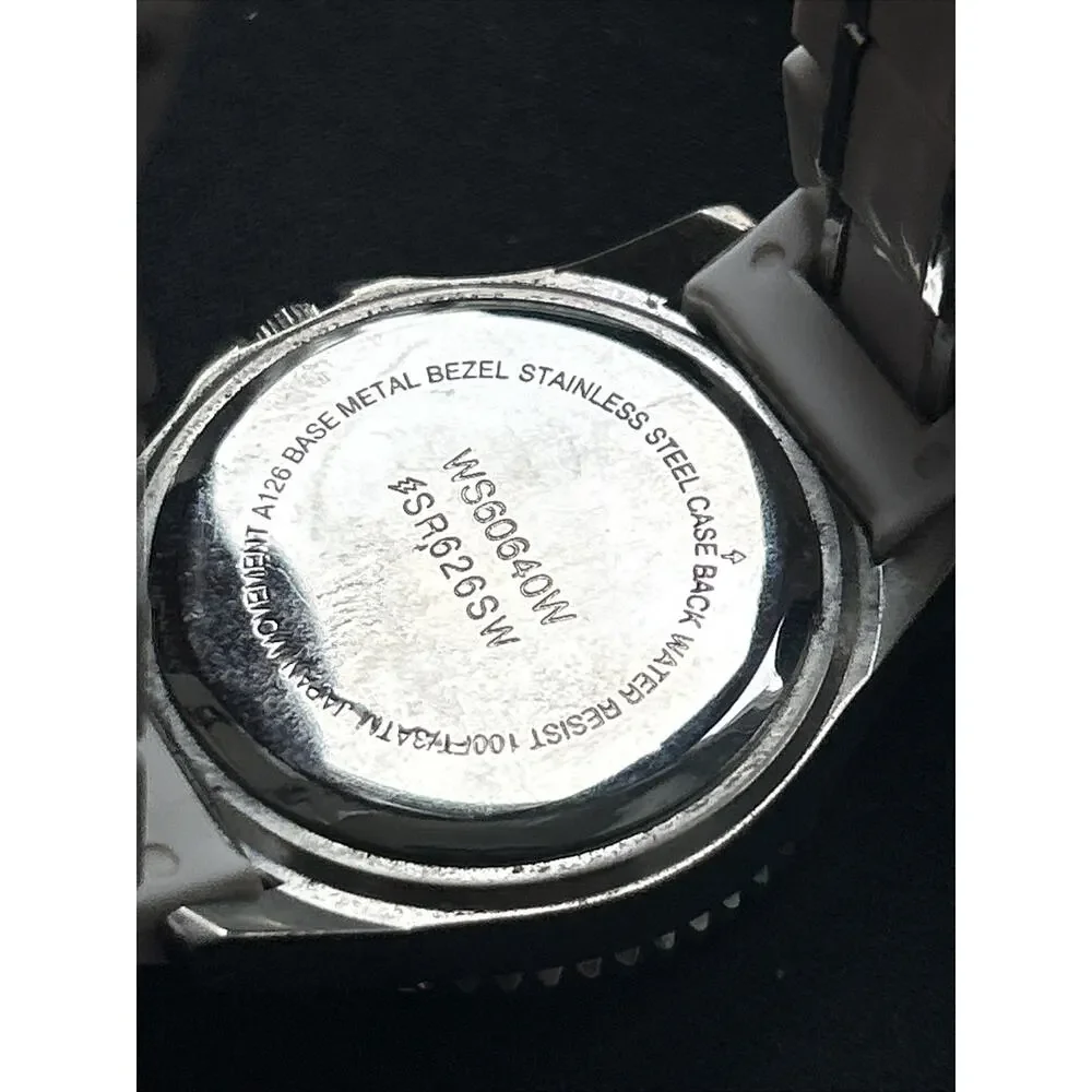 White And Silver Tone Pearlized Dial Women’s Quartz Watch